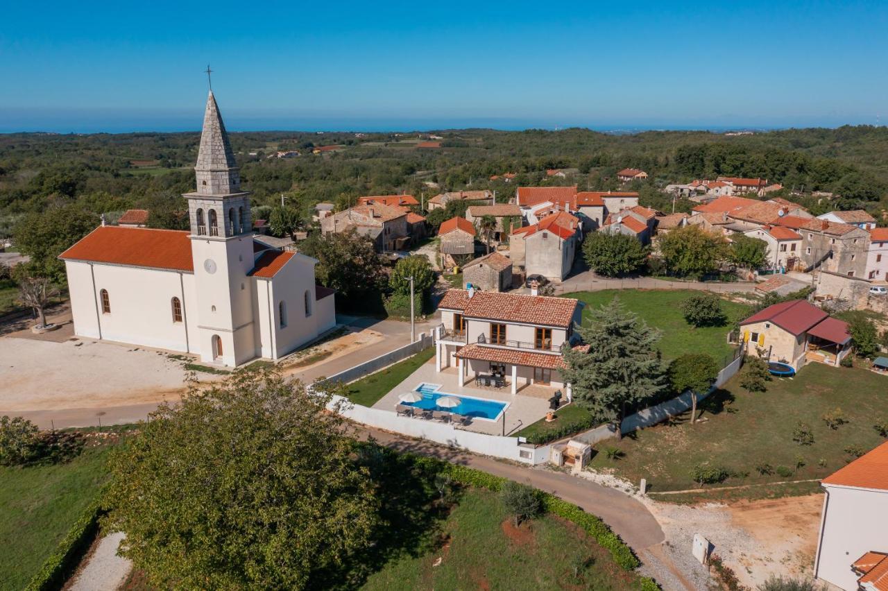 Villa Atop The Village With Stunning View Vižinada Zewnętrze zdjęcie